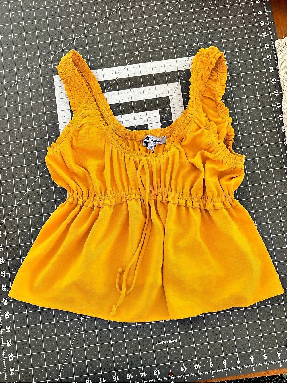 velvetmoon Ruched Cropped Tank in Orange Size Medium Like New